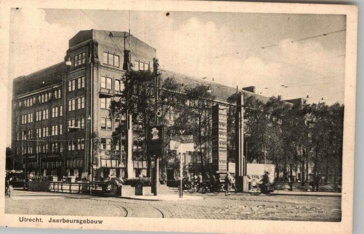 Utrecht Jaarbeursgebouw Vredenburg st 1935, Verzamelen, Ansichtkaarten | Nederland, Gelopen, Utrecht, 1920 tot 1940, Verzenden