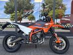 KTM 125 SMC R 2025, Bedrijf, SuperMoto