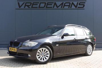 BMW 3-serie Touring 320i High Executive beschikbaar voor biedingen