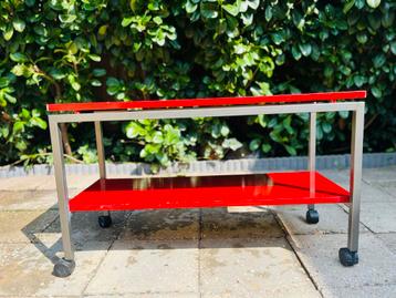 Rode Vintage Serveer Trolley beschikbaar voor biedingen