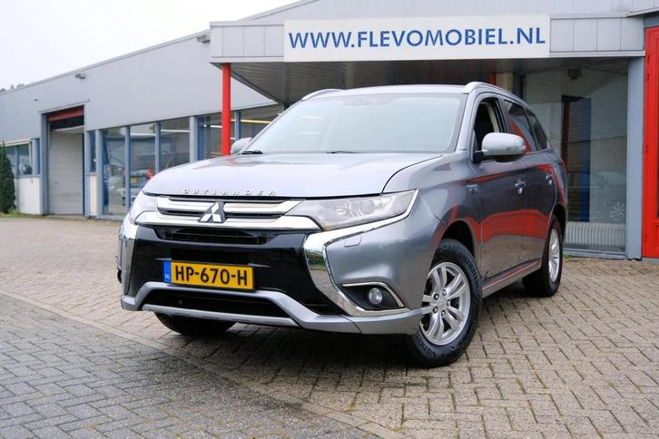 Mitsubishi Outlander 2.0 PHEV Business Edition Aut.Navi|Half, Auto's, Mitsubishi, Bedrijf, Te koop, Outlander, 4x4, ABS, Achteruitrijcamera