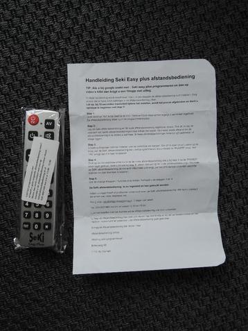 Senioren en universele afstandsbediening voor TV  beschikbaar voor biedingen