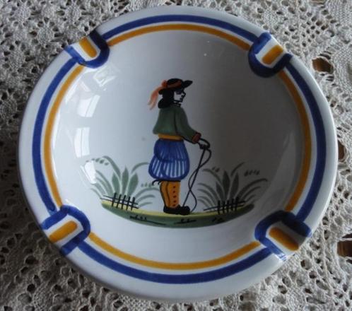 Vintage Franse keramieke asbak, Henriot Quimper, Antiek en Kunst, Curiosa en Brocante, Ophalen of Verzenden