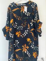 Nieuwe jurk van Sixtenth, Maat 46/48 (XL) of groter, Nieuw, Onder de knie, Verzenden