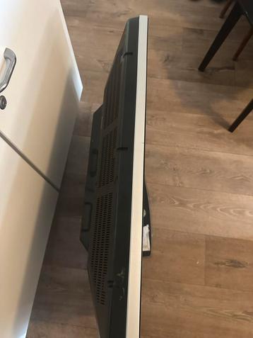 Philips LCD TV - Gebruikt beschikbaar voor biedingen