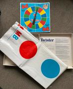 Twister - MB Spellen, Hobby en Vrije tijd, Gezelschapsspellen | Bordspellen, Drie of vier spelers, Ophalen of Verzenden, Gebruikt