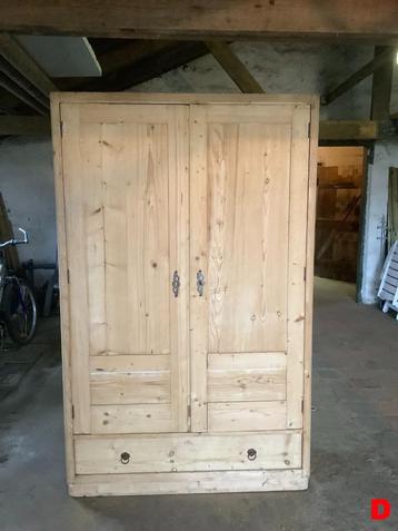 D: Diverse Grenen 2-deurs Garderobe-kasten / kledingkasten beschikbaar voor biedingen
