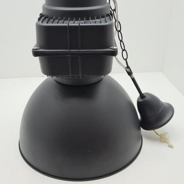 Industrieel Hanglamp beschikbaar voor biedingen