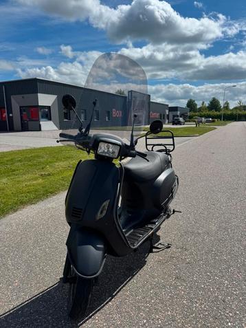 Scooter AGM VX 50 Blauw Kenteken beschikbaar voor biedingen