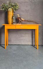 HIPPE oranje sidetable side table haltafel buro burootje !, Ophalen, 100 tot 150 cm, Zo goed als nieuw, 25 tot 50 cm