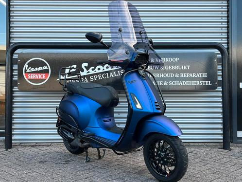 Vespa Sprint Kameleon Brom 2022 6824 km 1 eig Full Option, Fietsen en Brommers, Brommers | Overige merken, Zo goed als nieuw, Maximaal 45 km/u