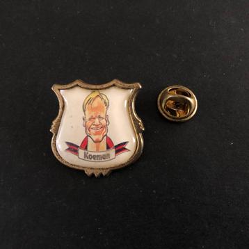 Koeman Voetbal Pin - Karikatuur beschikbaar voor biedingen