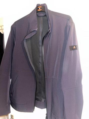 Peuterey beschikbaar voor biedingen