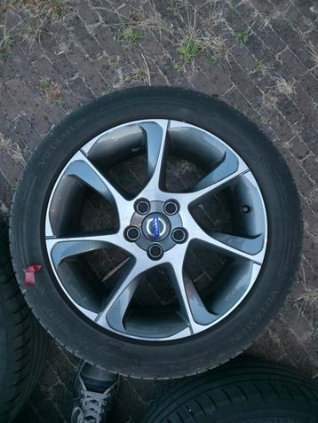 17 inch originele sport velgen Volvo V40 R line beschikbaar voor biedingen