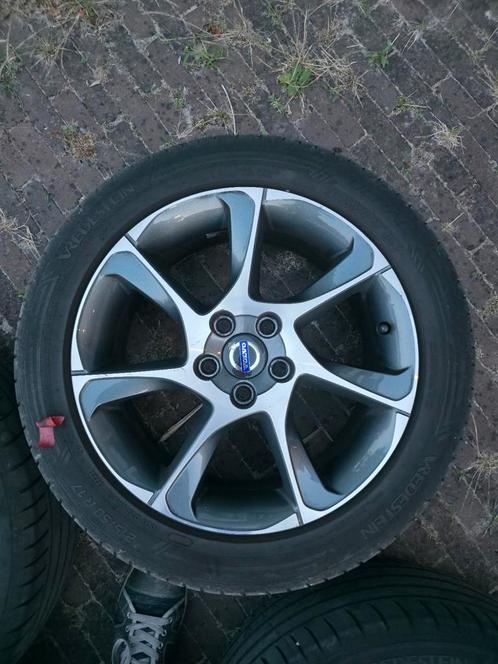 17 inch originele sport velgen Volvo V40 R line, Auto-onderdelen, Banden en Velgen, Banden en Velgen, Zomerbanden, 17 inch, 215 mm