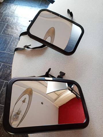 2 Autospiegels Baby - Houd je kind in de gaten! beschikbaar voor biedingen