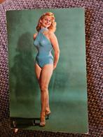 Pin up Vrouw in Badpak, Ophalen of Verzenden, Overige thema's