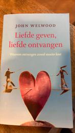 J. Welwood - Liefde geven, liefde ontvangen, Ophalen of Verzenden, Zo goed als nieuw, J. Welwood