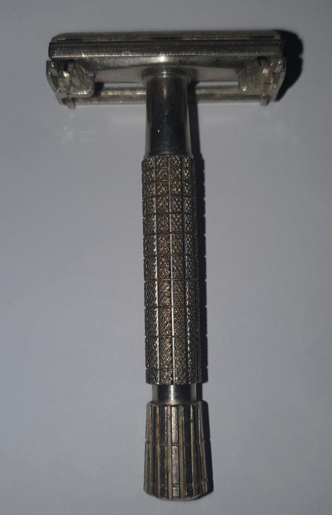 Vintage  Scheermes, Sieraden, Tassen en Uiterlijk, Antieke sieraden, Overige typen, Zilver, Ophalen of Verzenden