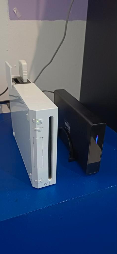 Nintendo Wii, Spelcomputers en Games, Spelcomputers | Nintendo Wii, Gebruikt, Met 1 controller, Met games, Ophalen of Verzenden