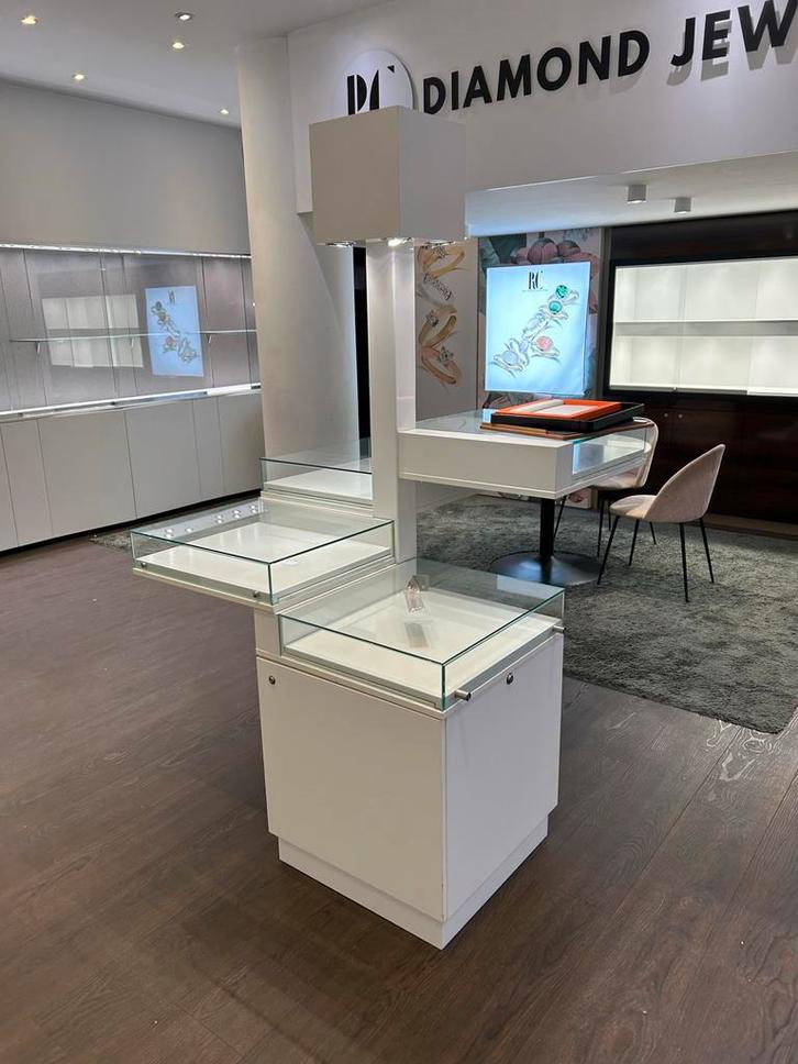 Moderne Winkelvitrine met Glazen Planken, Huis en Inrichting, Kasten | Televisiemeubels, Nieuw, Minder dan 100 cm, 50 tot 100 cm