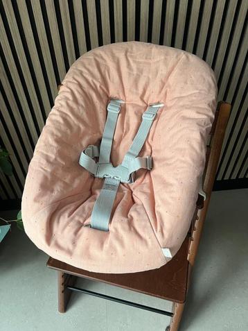 Stokke Tripp Trapp newborn set coral confetti nieuwe model beschikbaar voor biedingen