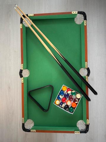  Mini Pool Table – Great Quality, 92x53 cm beschikbaar voor biedingen