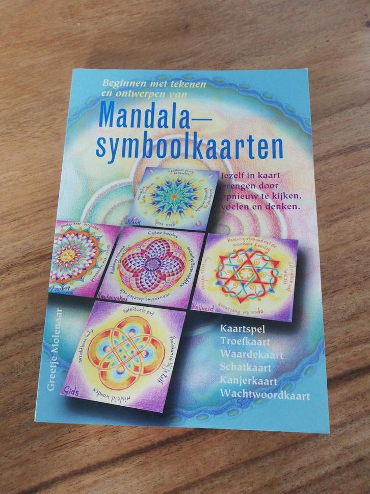G. Molenaar - Mandala symboolkaarten, Boeken, Esoterie en Spiritualiteit, Zo goed als nieuw, Instructieboek, Ophalen of Verzenden