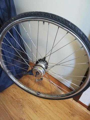 Shimano nexus 4 versnellingen 28" metale velg  beschikbaar voor biedingen