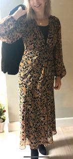 Jurk zara goud maat M, Ophalen of Verzenden, Zo goed als nieuw, Maat 38/40 (M), Onder de knie