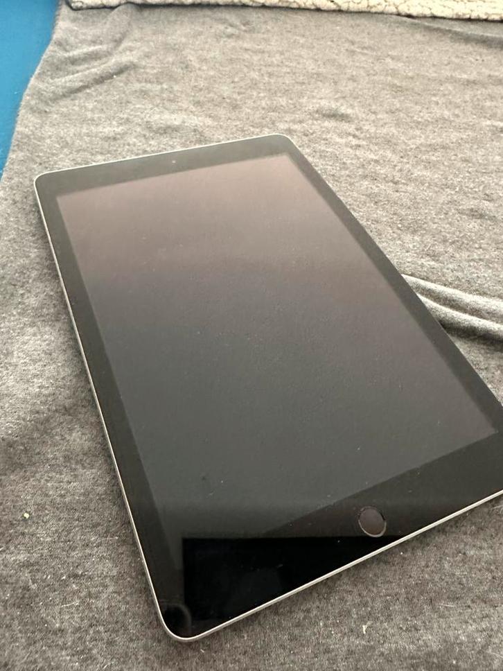 Ipad 6e generatie A1893 origineel onbeschadigd scherm 6, Computers en Software, Apple iPads, Niet werkend, Apple iPad, Wi-Fi en Mobiel internet
