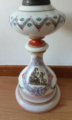 Antieke Brocante Franse Olielamp Opaline Opaalglas Melkglas, Antiek en Kunst, Antiek | Lampen, Ophalen
