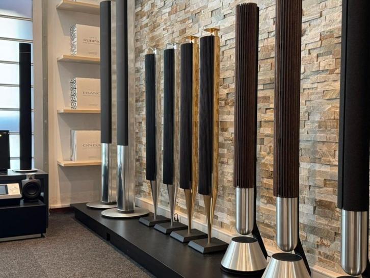 Beolab 18 luidsprekers | bj 2025 | B&O Bang en Olufsen, Audio, Tv en Foto, Luidsprekers, Zo goed als nieuw, Front, Rear of Stereo speakers