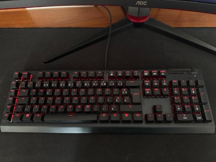 Razer BlackWidow V4 X - Mechanical Gaming Keyboard RGB, Computers en Software, Toetsenborden, Gebruikt, Azerty, Bedraad, Ophalen