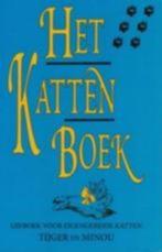 Het kattenboek lijfboek voor eigengereide katten, Ophalen of Verzenden, Zo goed als nieuw, Katten