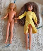 2 kleinere barbies, Ophalen of Verzenden, Gebruikt