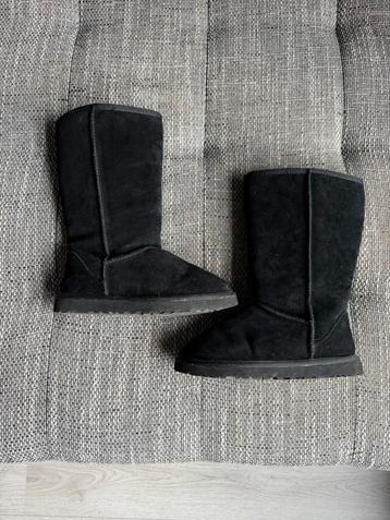 Zwarte Hoge UGGs - Maat 37.5 - Nog In Goede Staat! beschikbaar voor biedingen