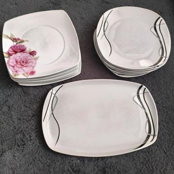 Porseleinen borden set – in perfecte staat beschikbaar voor biedingen