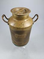 Oude koperen kleine melkbus met grepen en deksel, Ophalen of Verzenden, Koper