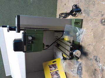 Microfreesmachine beschikbaar voor biedingen