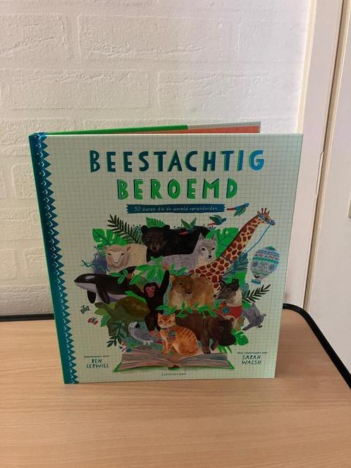 Beestachtig beroemd, Boeken, Kinderboeken | Jeugd | onder 10 jaar, Nieuw, Non-fictie, Ophalen of Verzenden