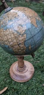2 prachtige wereld bollen voor decoratie (brocante), Antiek en Kunst, Curiosa en Brocante, Ophalen of Verzenden