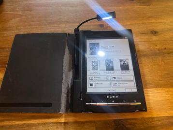 E-Reader Sony PRS-T1 met boeken en hoes beschikbaar voor biedingen