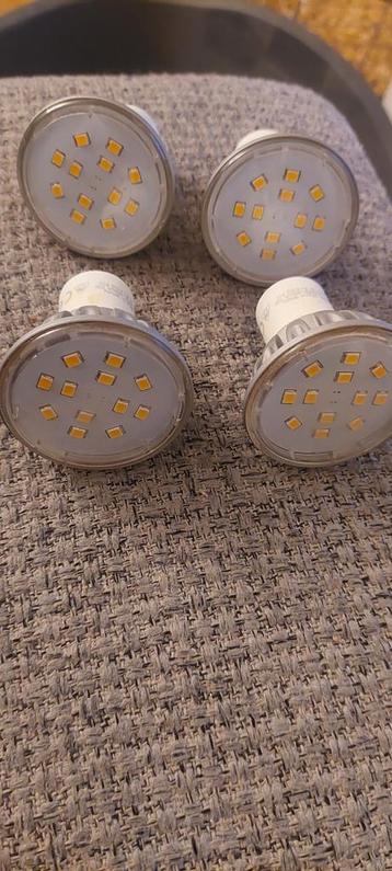 4 ledlampen  beschikbaar voor biedingen