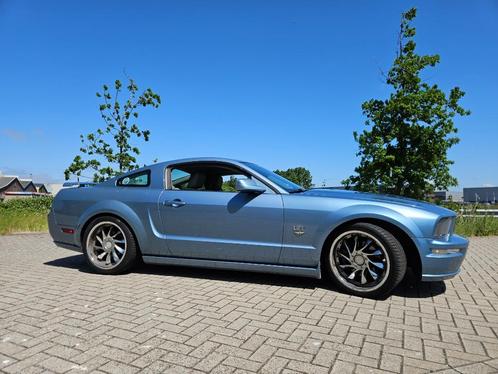 Ford 2005 Mustang GT Windveil Blue, Auto's, Ford, Particulier, Mustang, Benzine, Coupé, Automaat, Geïmporteerd, Blauw, Grijs, Leder