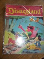 Disney blad Disneyland 16 - 1973 Thomas trein op de voorkant, Ophalen of Verzenden, Overige figuren, Gebruikt, Beeldje of Figuurtje