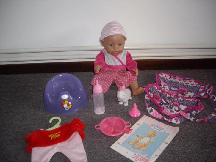 baby born met buikdraagzak  + acc, Kinderen en Baby's, Speelgoed | Poppen, Zo goed als nieuw, Babypop, Ophalen of Verzenden