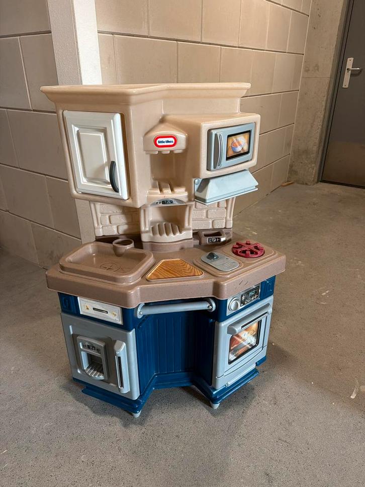 Garage sale: Little Tikes Keuken “SuperChef”- Met geluid, Kinderen en Baby's, Speelgoed | Speelkeukens, Gebruikt, Speelkeuken