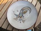 Amha Haalderen aardewerk schotel met decor pauw, rond 1960, Antiek en Kunst, Antiek | Keramiek en Aardewerk, Verzenden