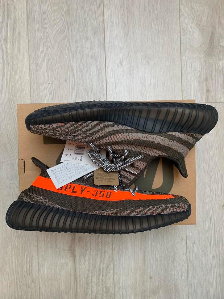 Adidas Yeezy Boost 350 V2 'Carbon Beluga' | Maat 44 2/3, Kleding | Heren, Schoenen, Nieuw, Sneakers of Gympen, Overige kleuren
